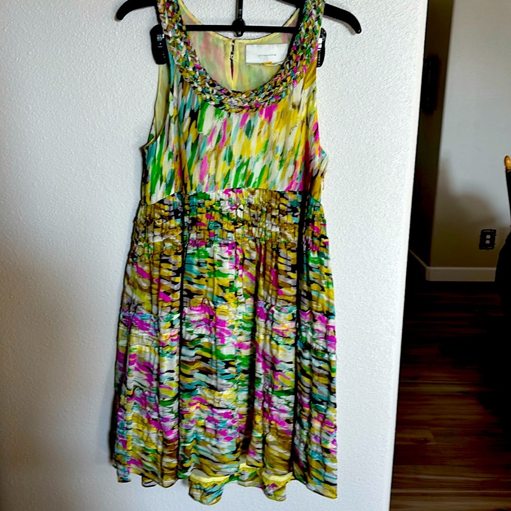 100% Silk lined with polyester dress size 6